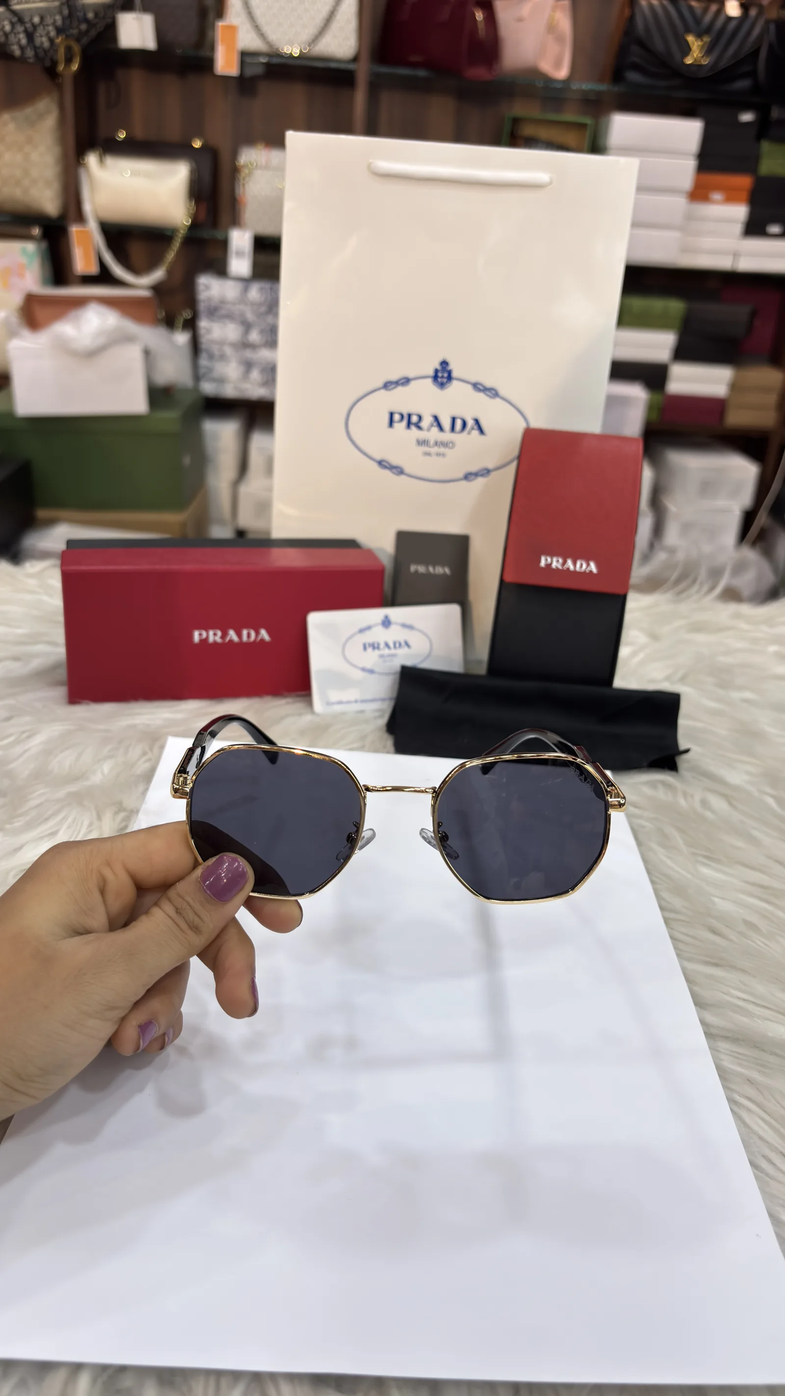 SUNGLASSES 0143