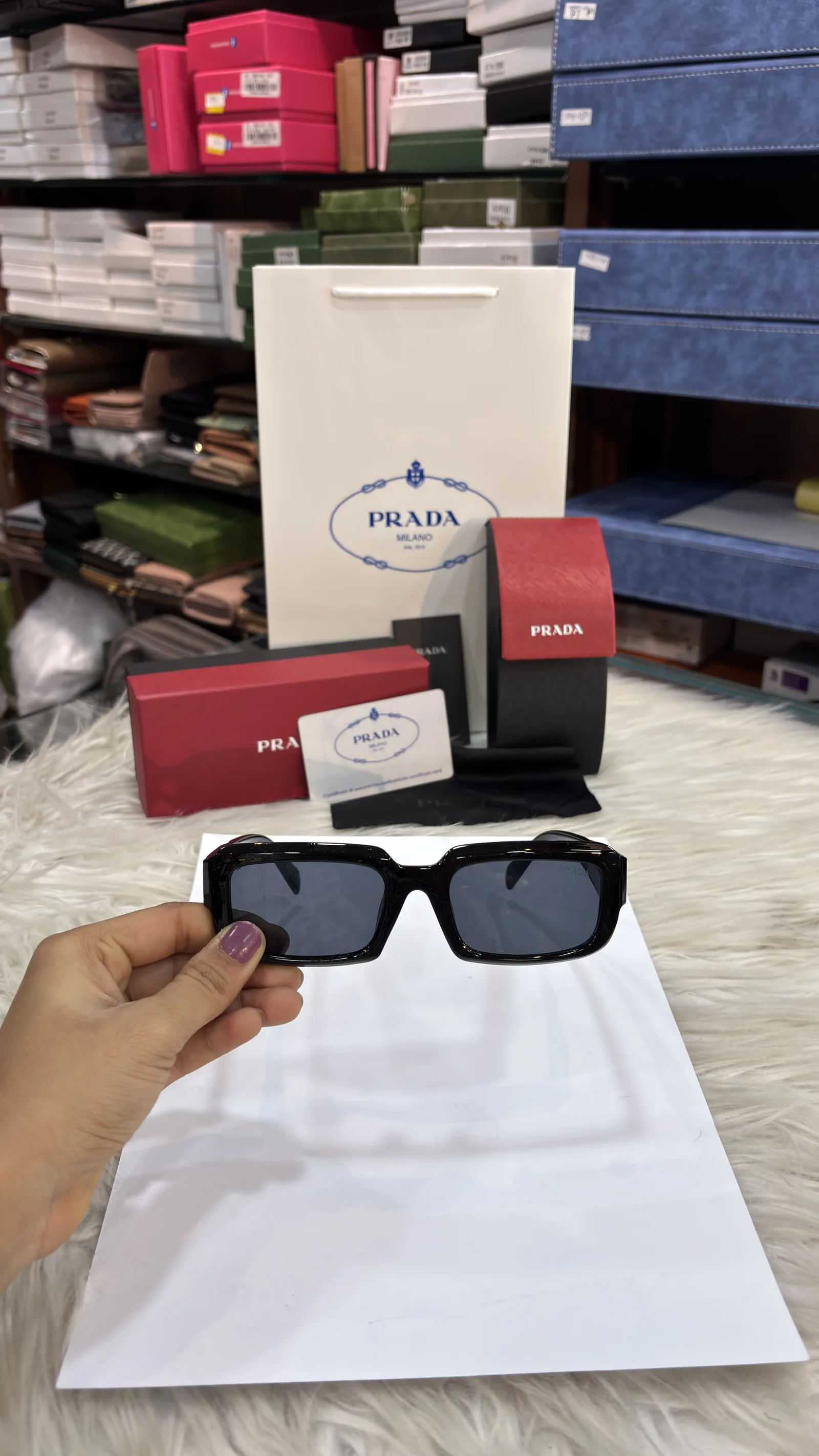 SUNGLASSES 0144