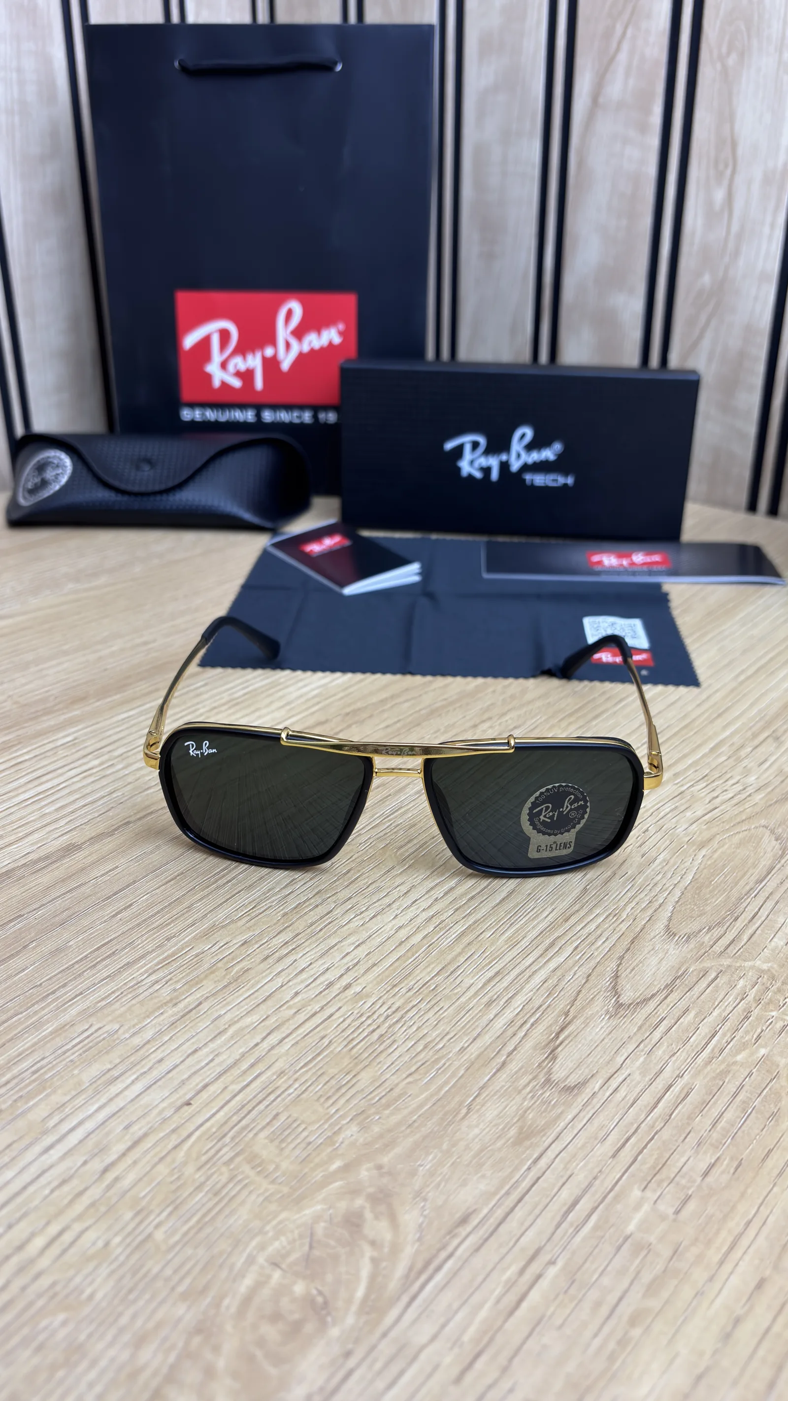 SUNGLASSES 0146