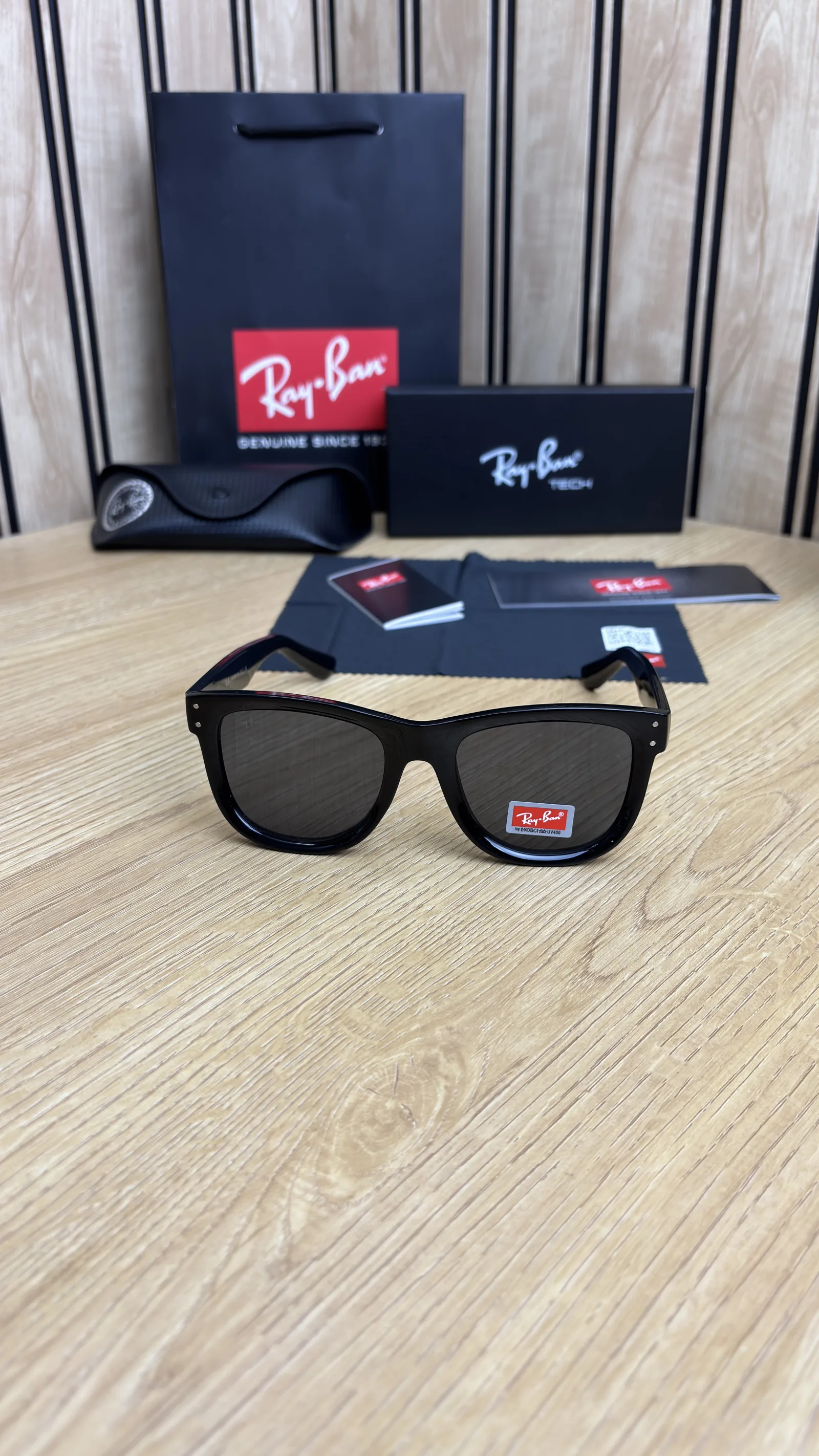 SUNGLASSES 0150