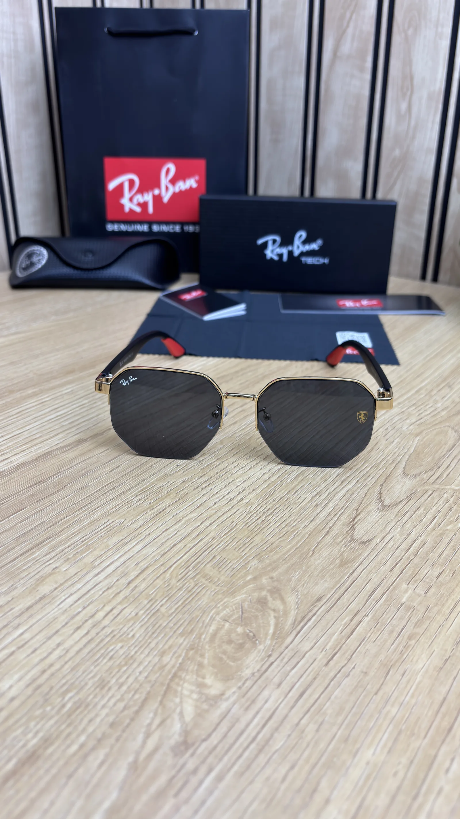 SUNGLASSES 0151