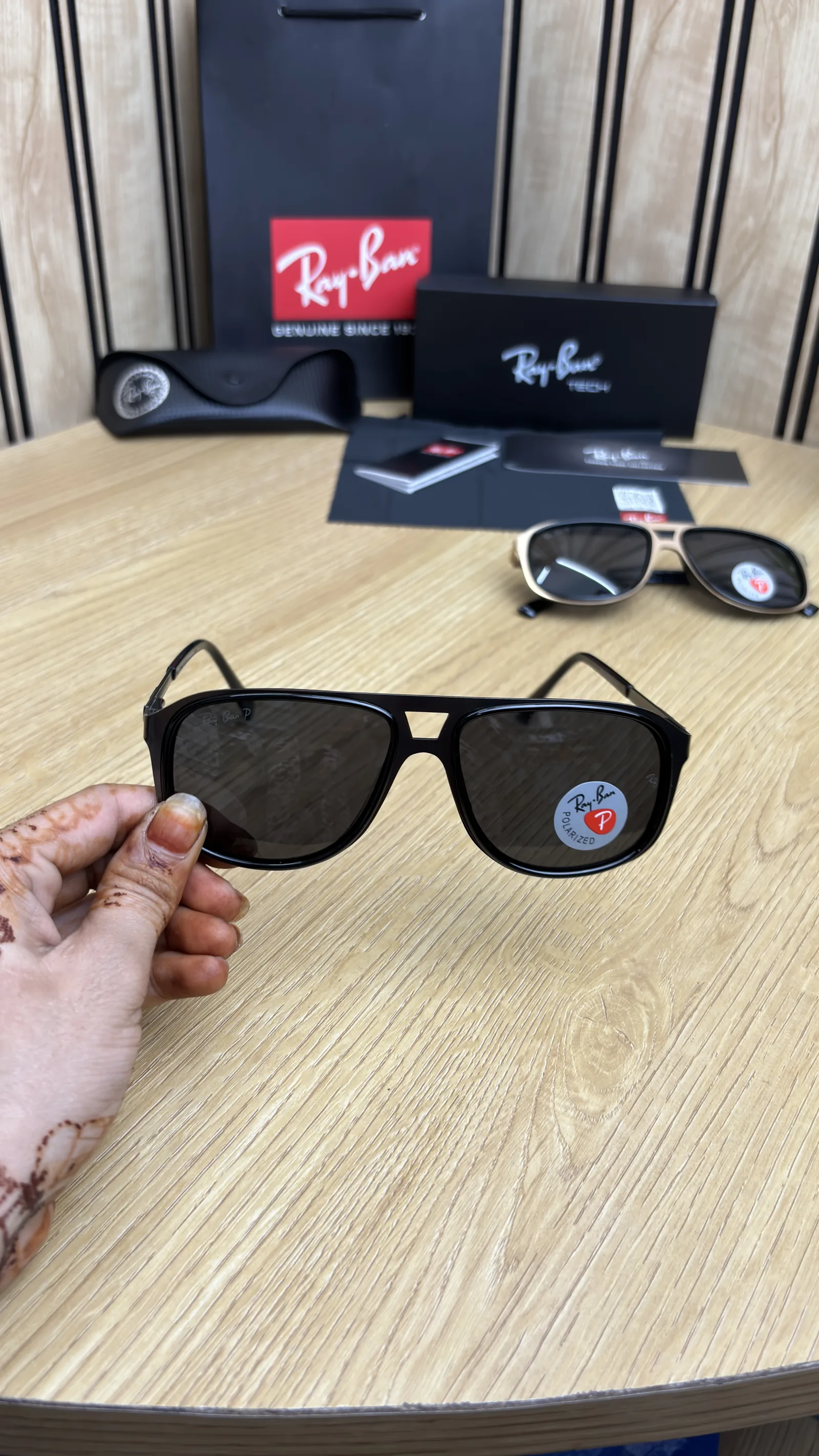 SUNGLASSES 0154
