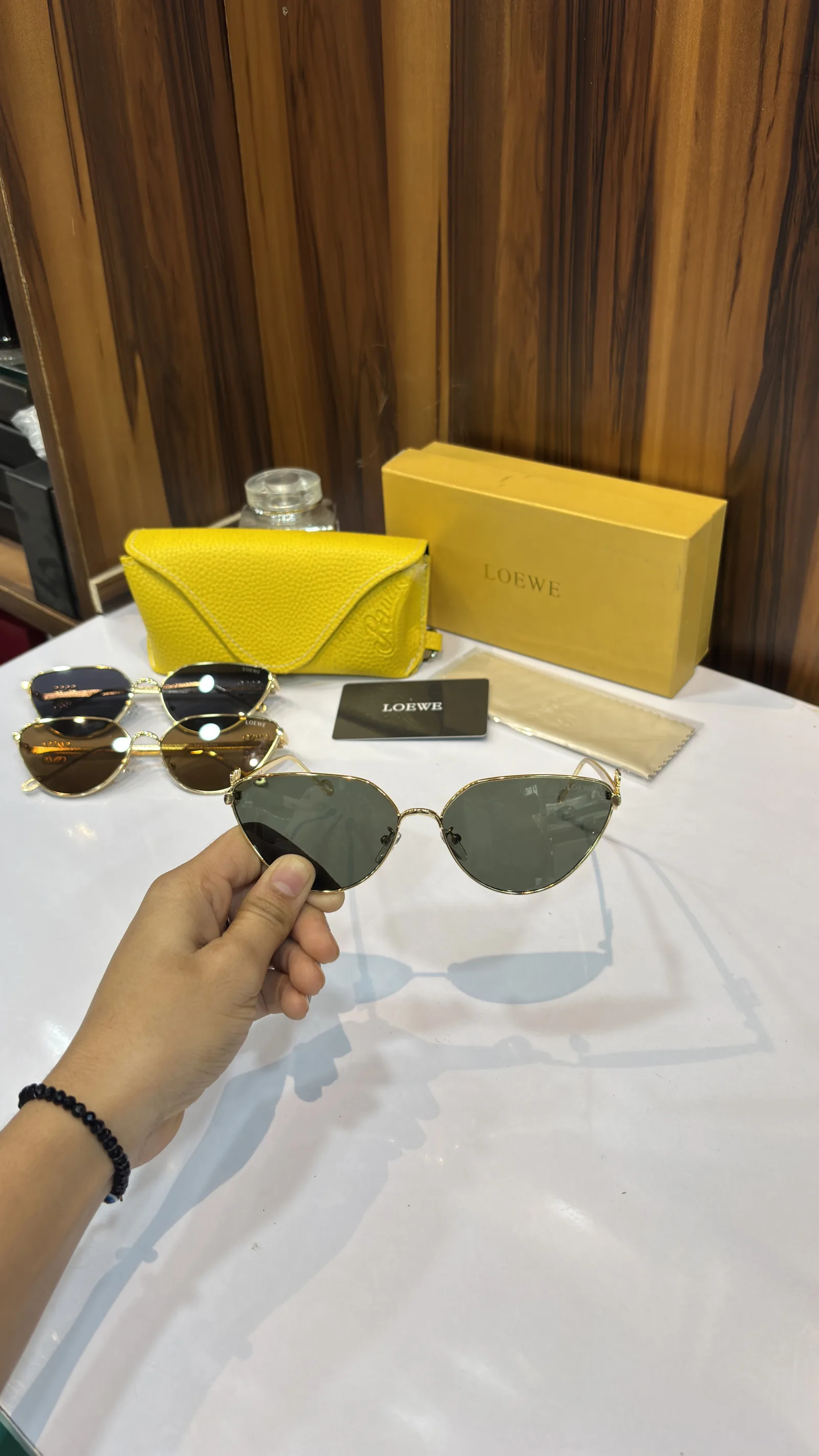 LOEWE SUNGLASSES 