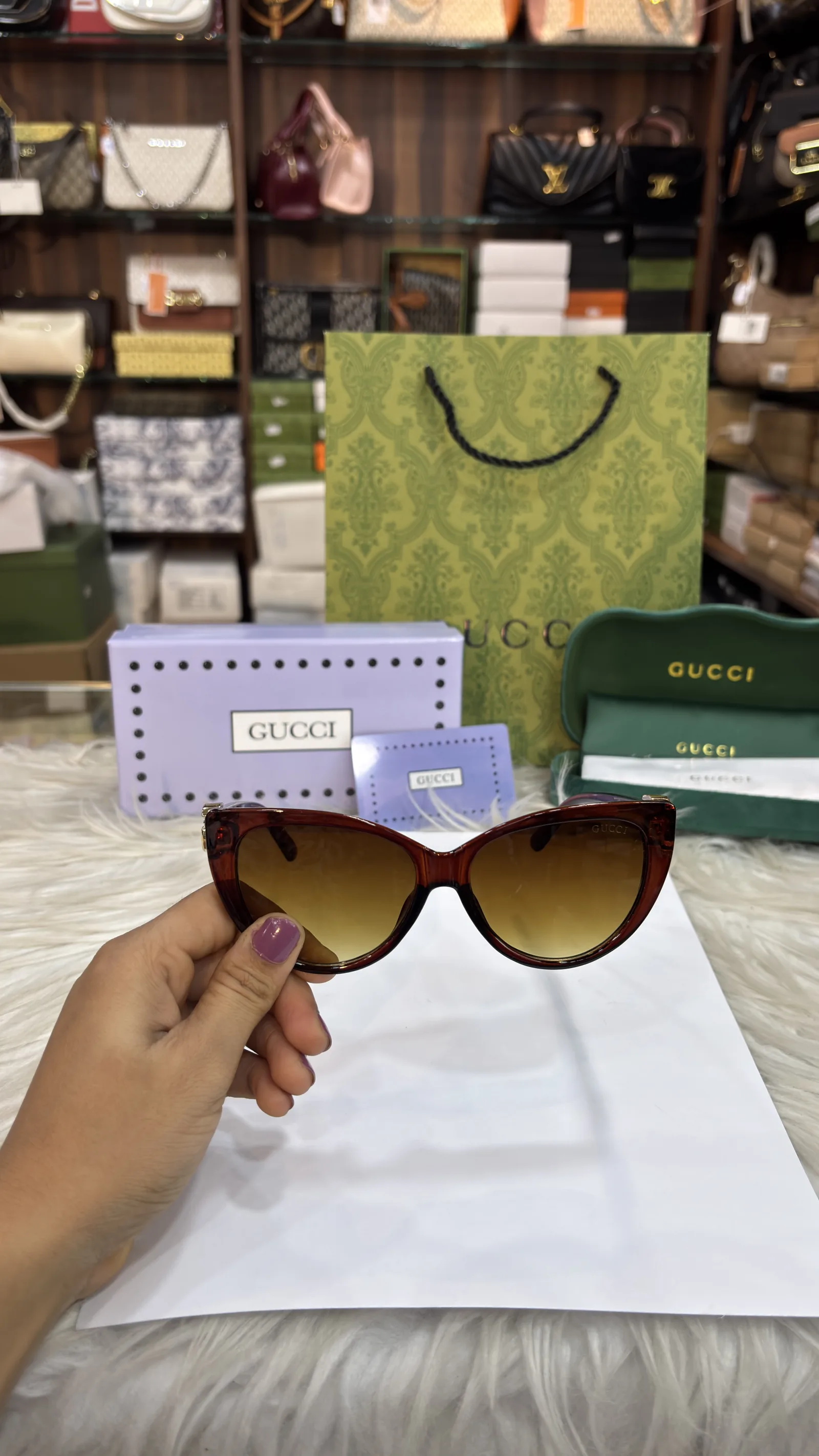 GUCCI SUNGLASSES  0195
