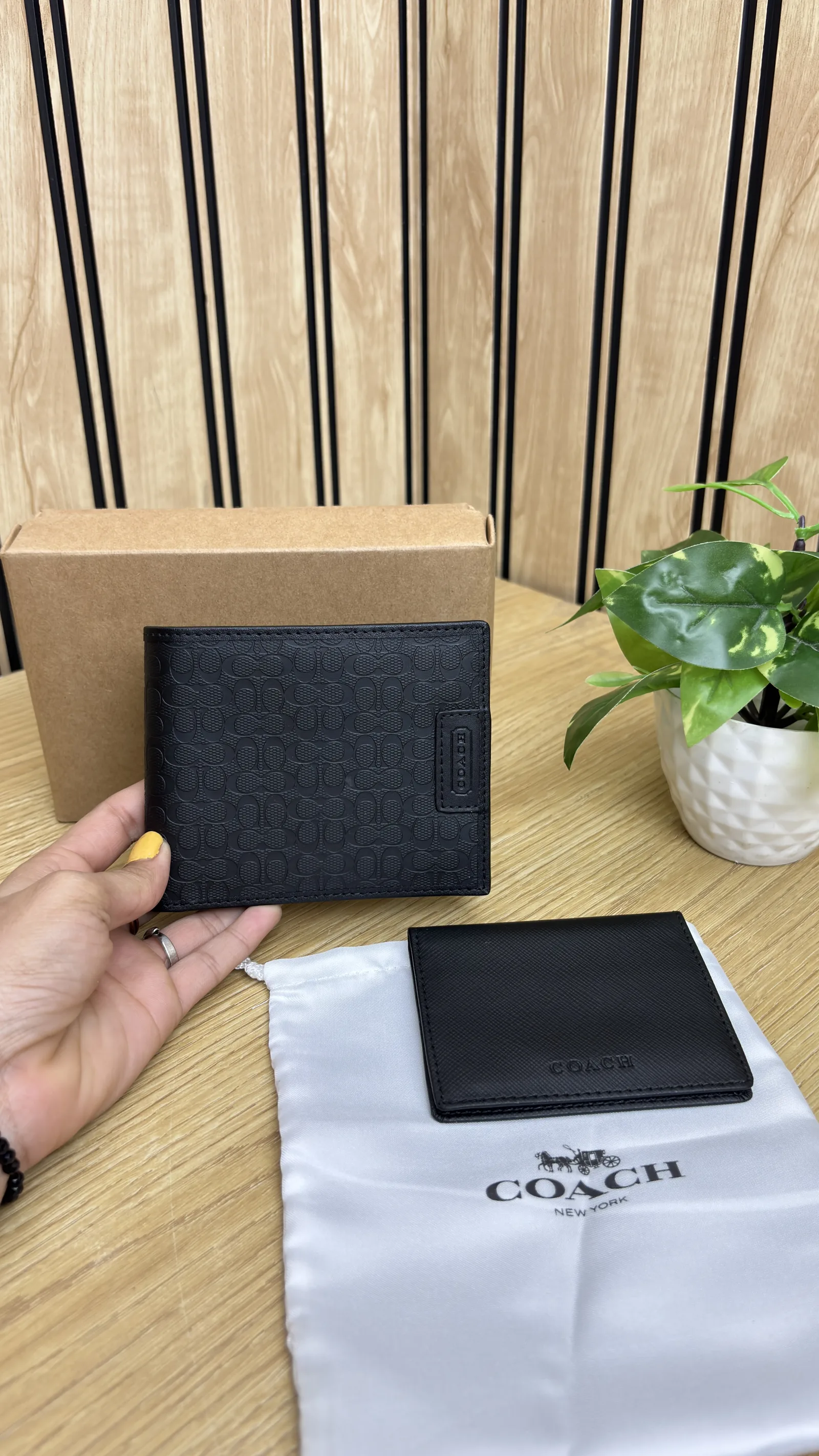 COACH OG SERIES MALE WALLET WITH CARD HOLDER