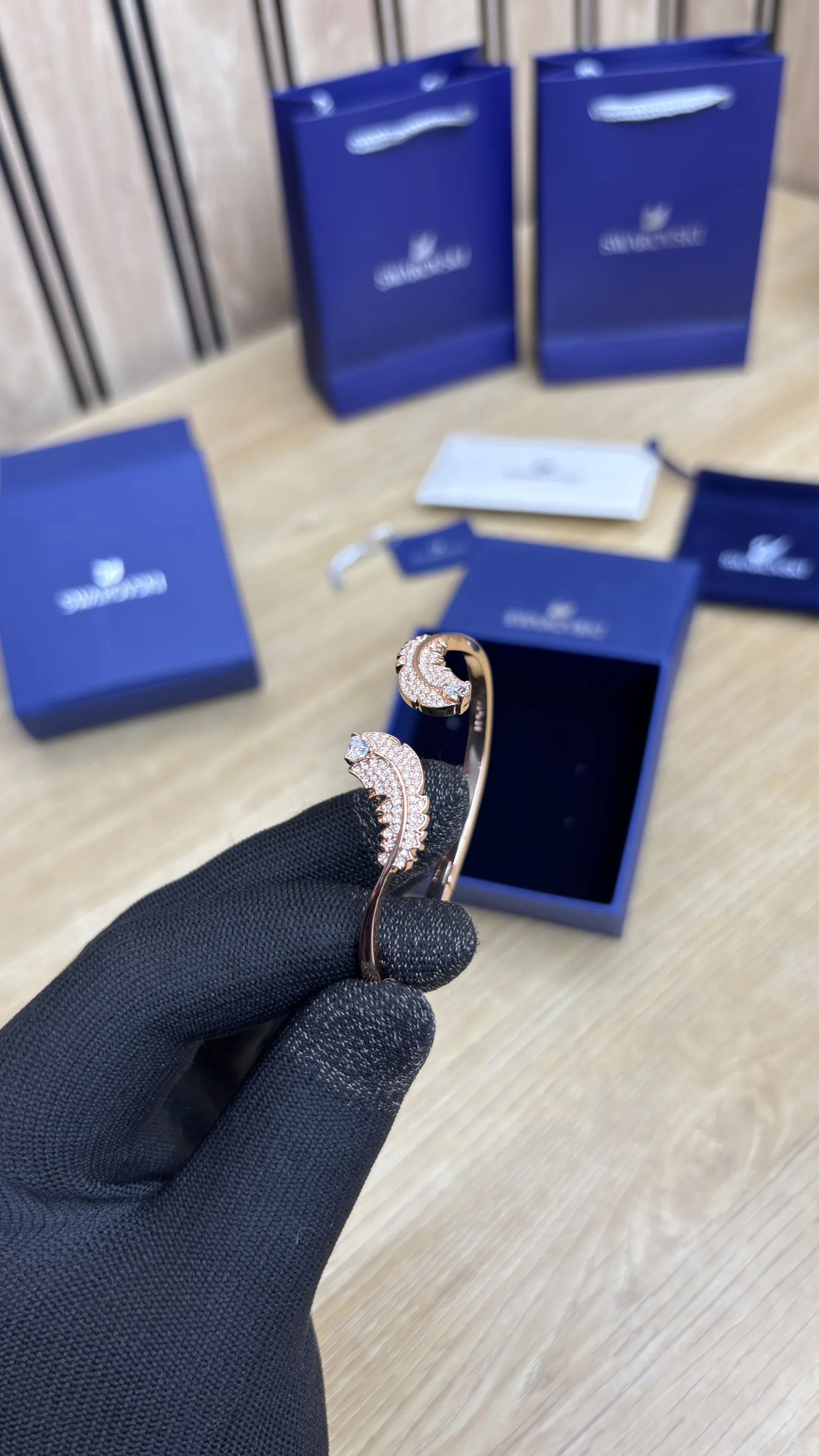 SWAROVSKI BRACELET 0001