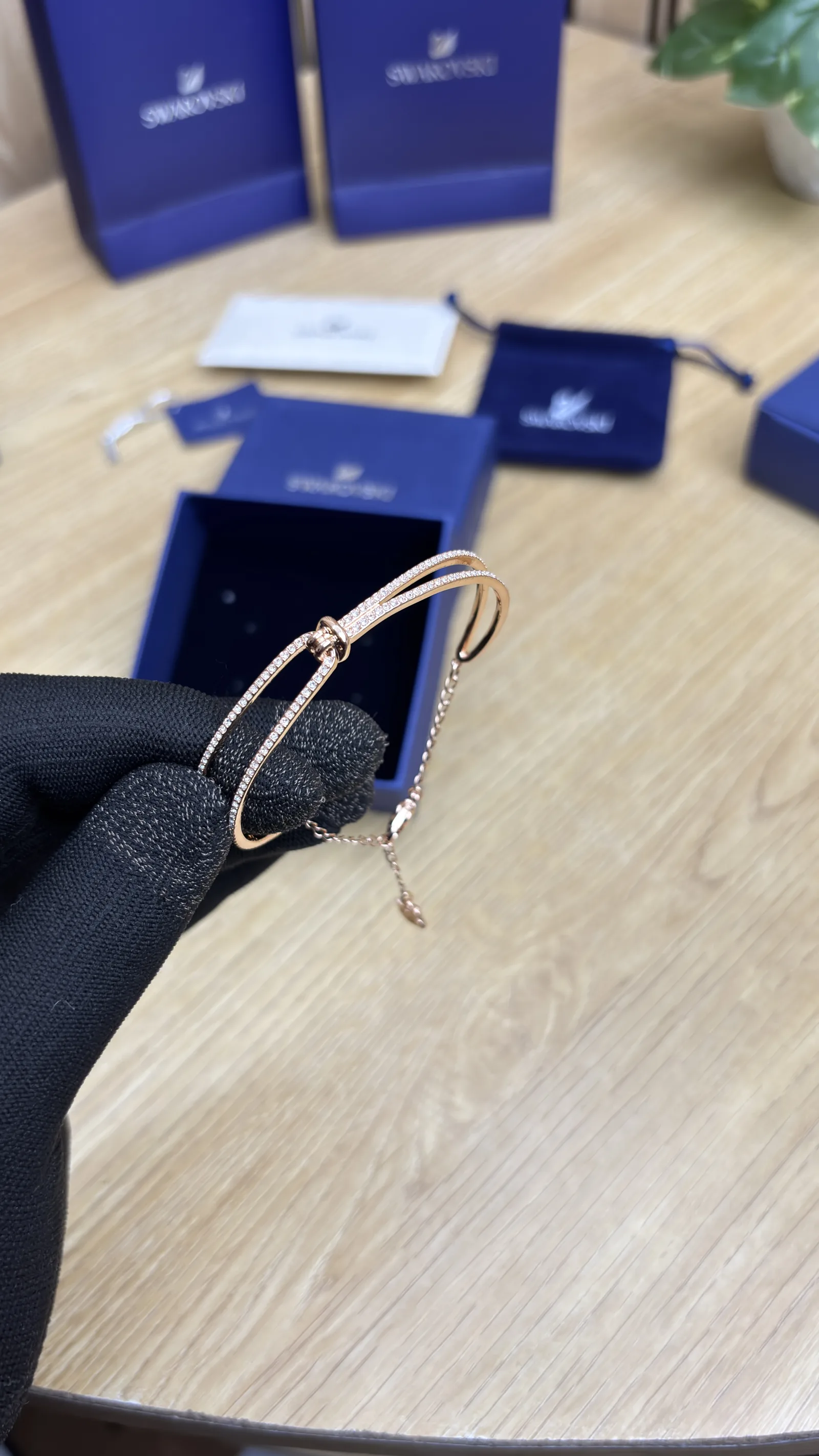 SWAROVSKI BRACELET 0009