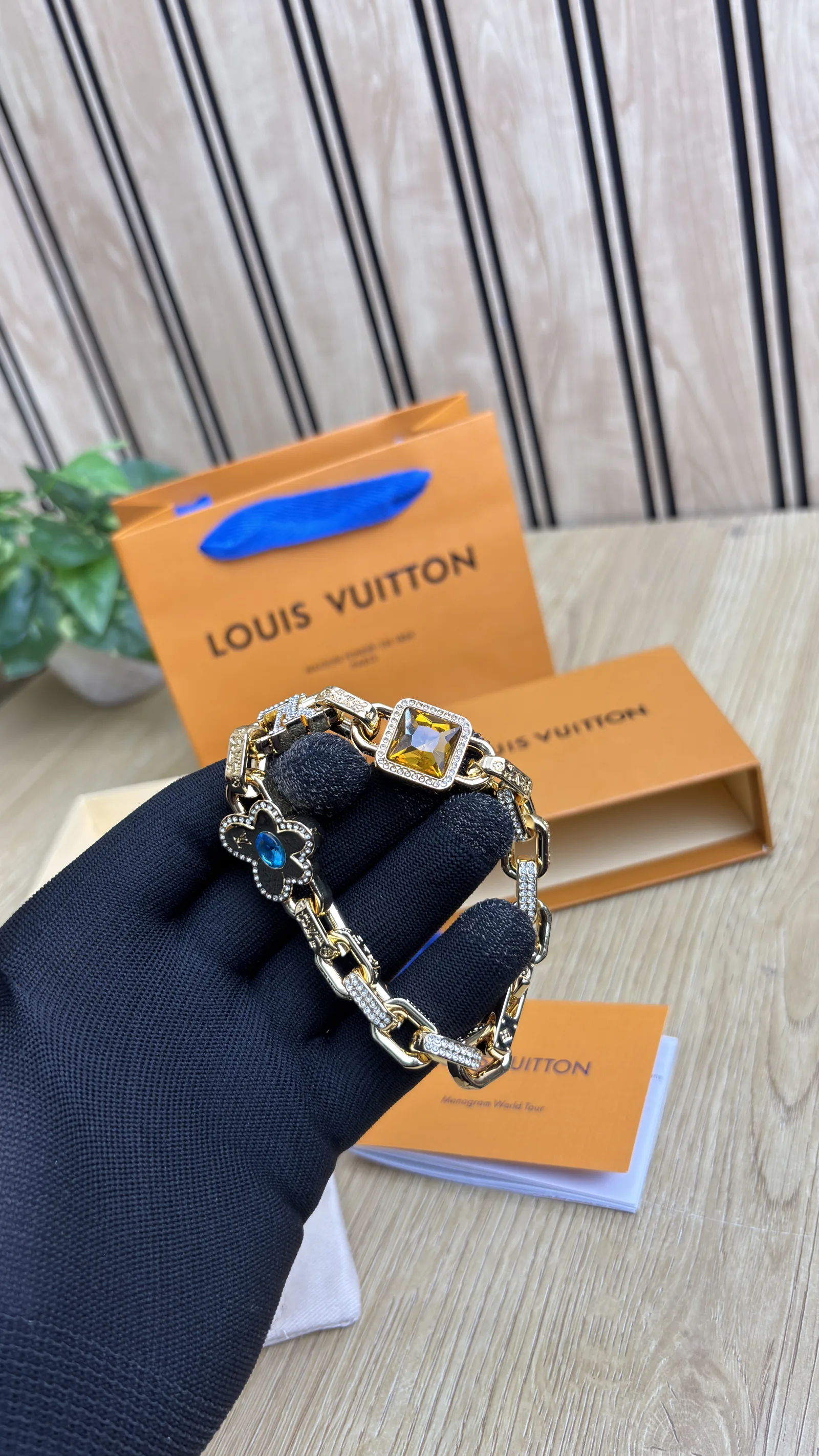 LV BRACELET FOR MENS 0030