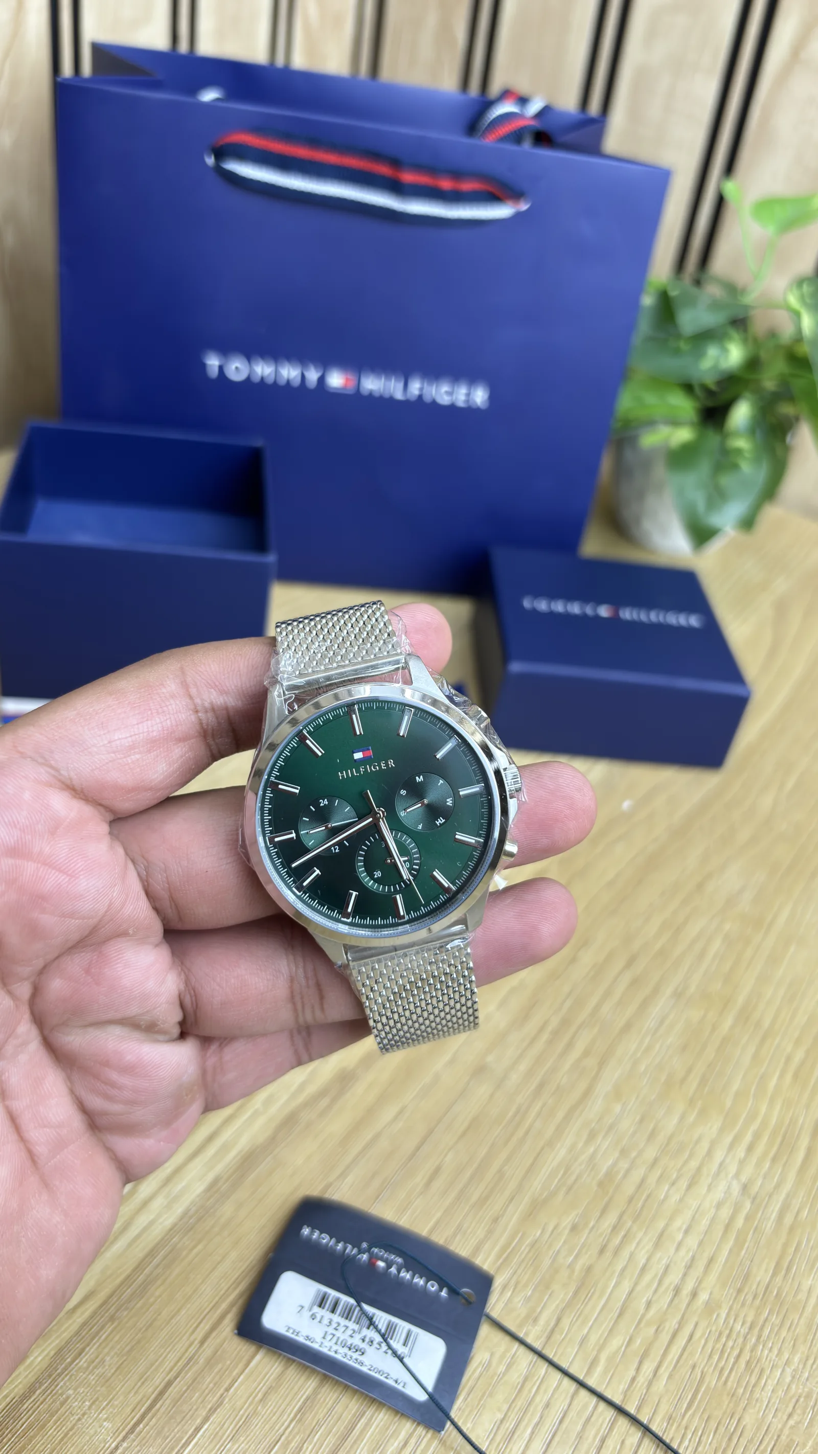 TOMMY WATCH 100% OG 0228