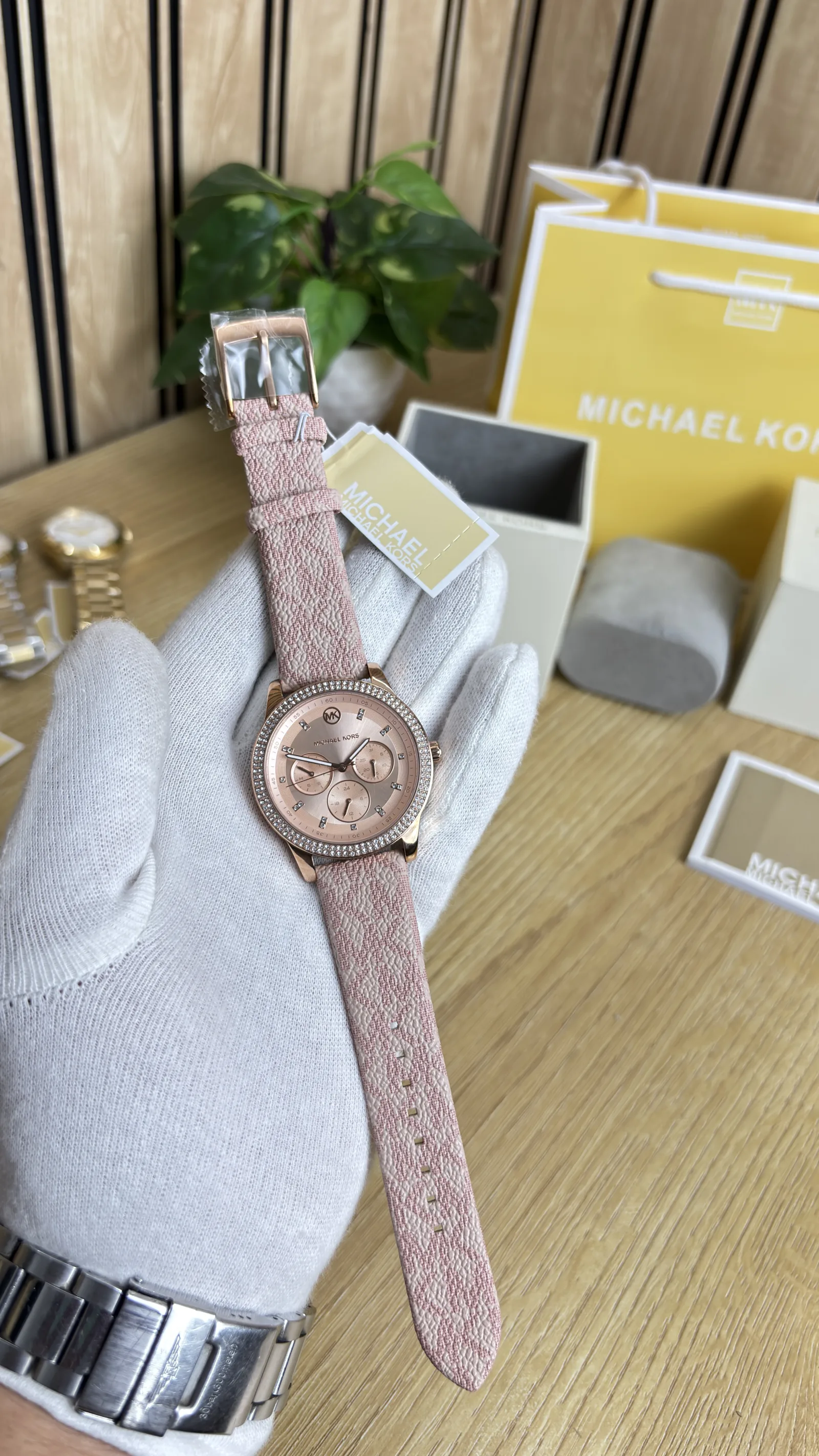 MK WATCH 100 % OG 0172