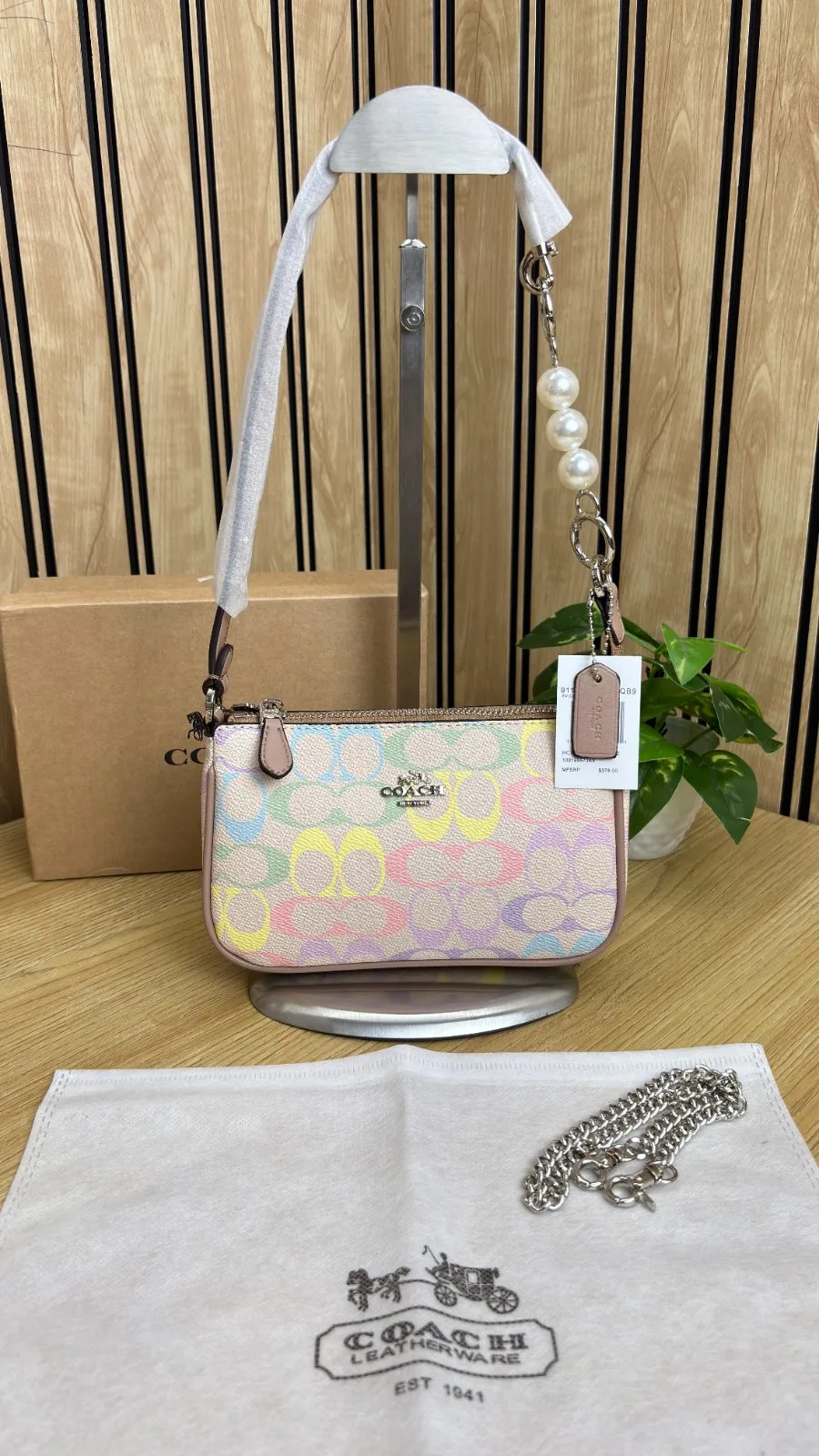 COACH NOLITA 19 WITH PEARL EXTENDER