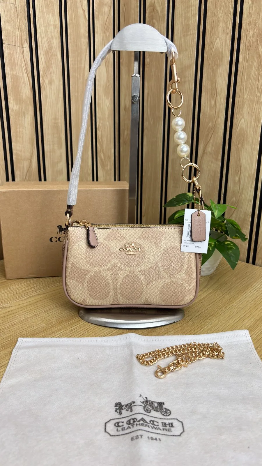 COACH NOLITA 19 WITH PEARL EXTENDER
